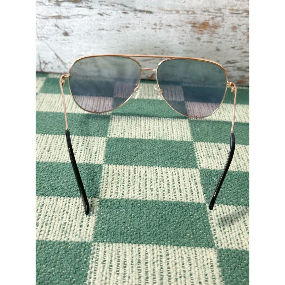 Quay High Key Aviator Sunglasses in Gold